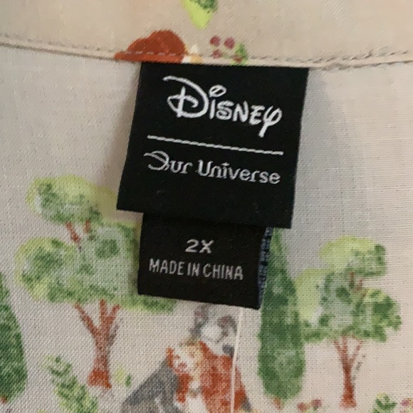 DISNEY OUR UNIVERSE LADY & THE TRAMP Women’s Tie-Front TOP! Dogs Movie Classic - Picture 7 of 8